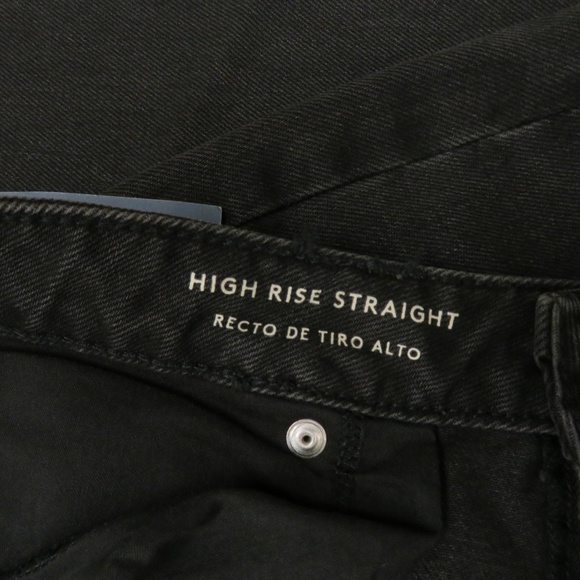 Universal Thread High-Rise Straight Leg Jeans - Picture 5 of 8